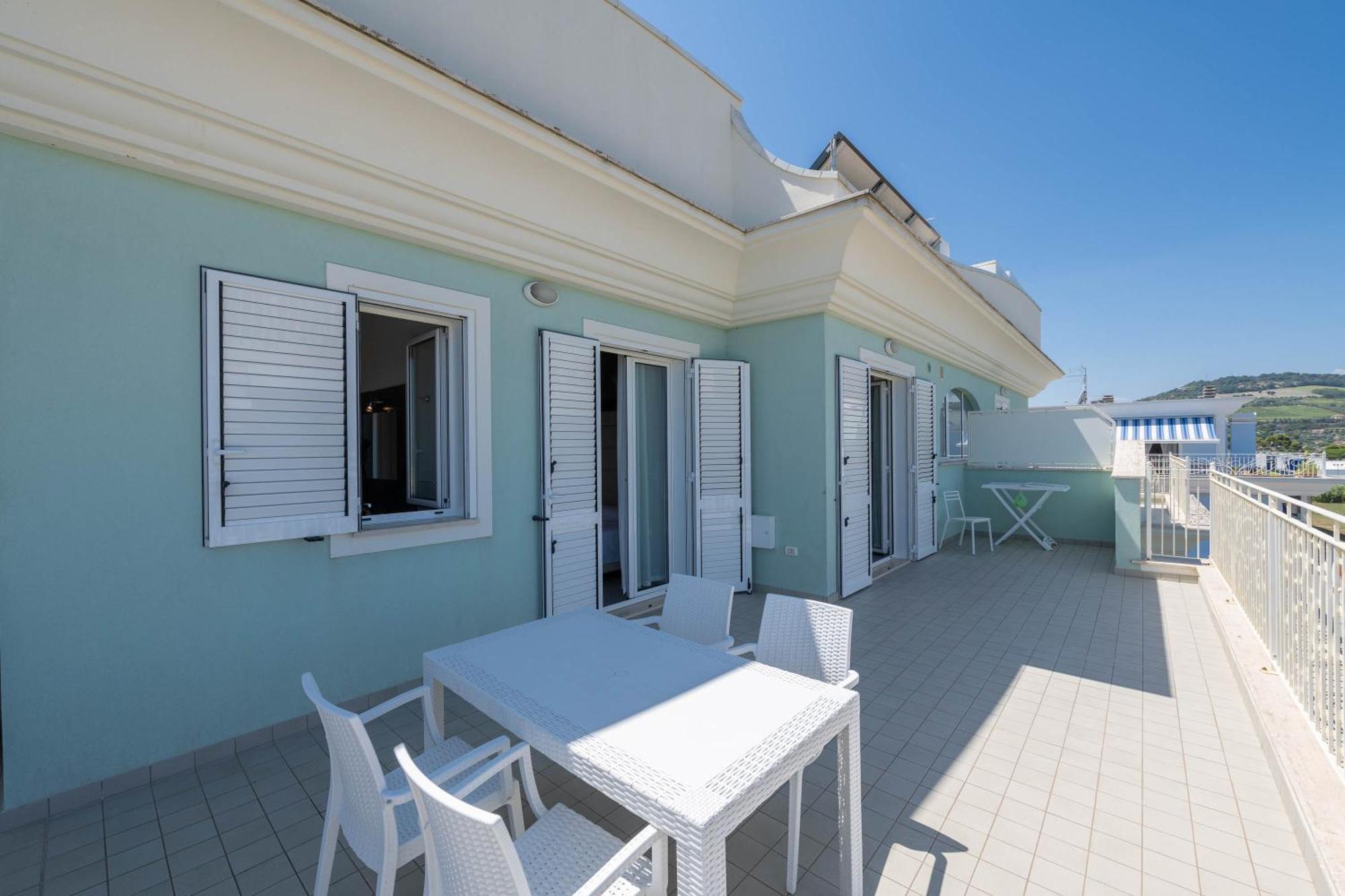 Altomare - Vibra Apartment Villa Rosa Di Martinsicuro ภายนอก รูปภาพ